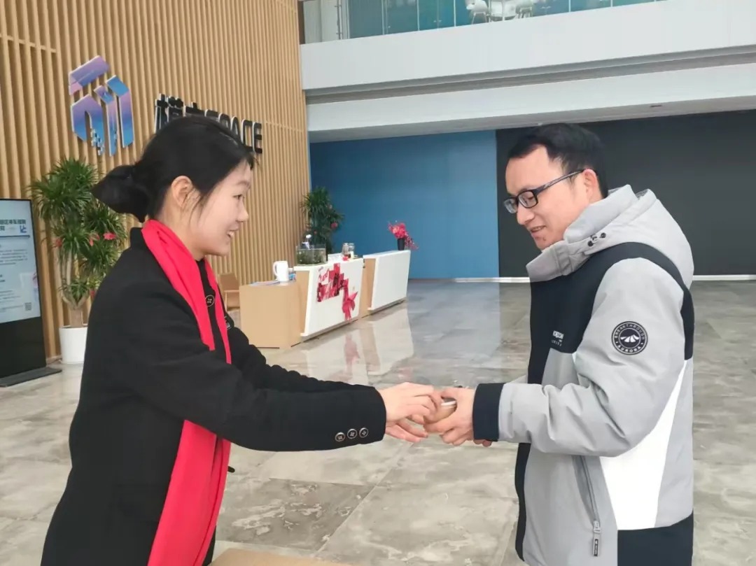 04071d734ecae6b4a4f64ebda14b9cce.jpg 04071d734ecae6b4a4f64ebda14b9cce.jpg